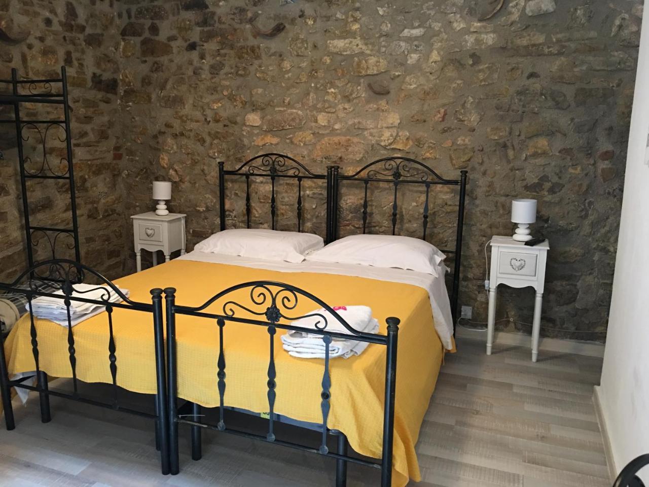 B&B Antichi Cortili Termini Imerese Εξωτερικό φωτογραφία